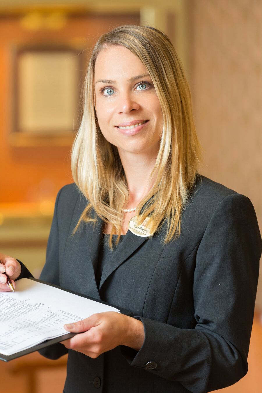 Elisabeth Preyer Elisabeth Preyer